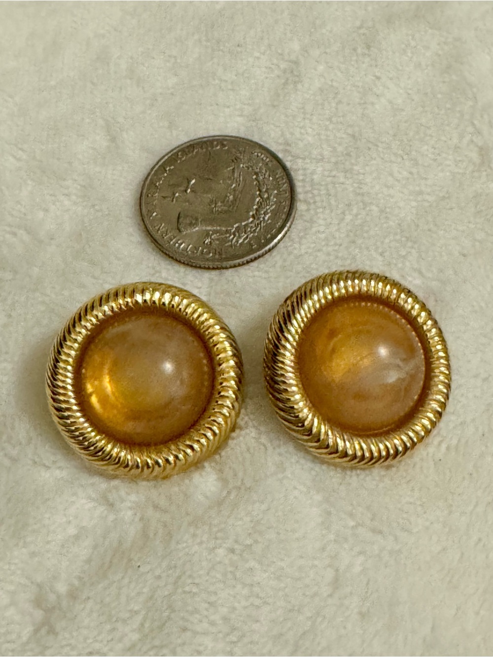 Source Unknown Gold-Tone Amber Dome Clip Earrings
